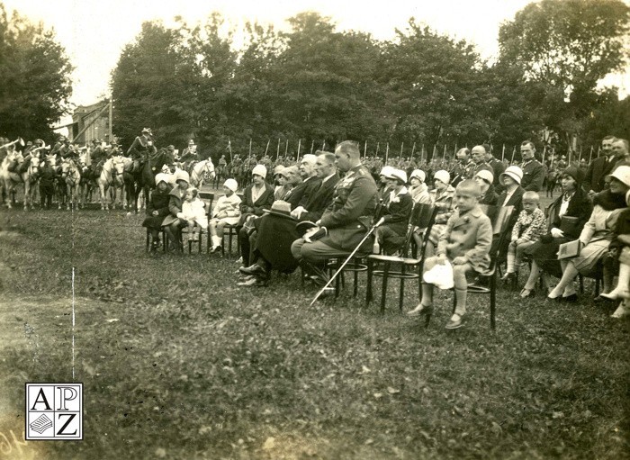 Ułani z Hrubieszowa na archiwalnych fotografiach. We wrześniu 1939 r. dzielny pułk został rozbity