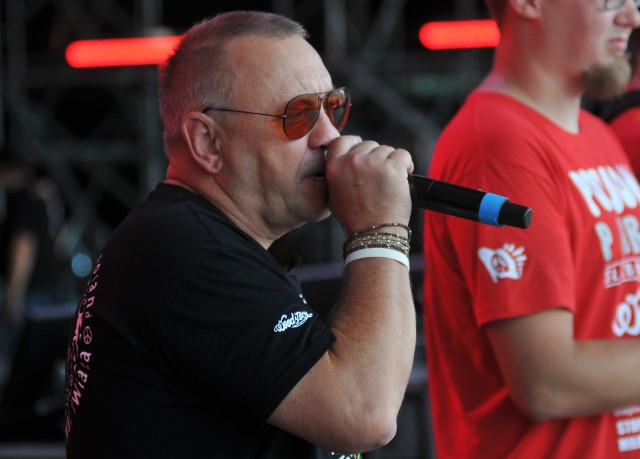 Jurek Owsiak musi się stawić przed sądem w Słubicach. Powodem są wulgaryzmy, których używał w czasie zakończenia Przystanku Woodstock 2017.