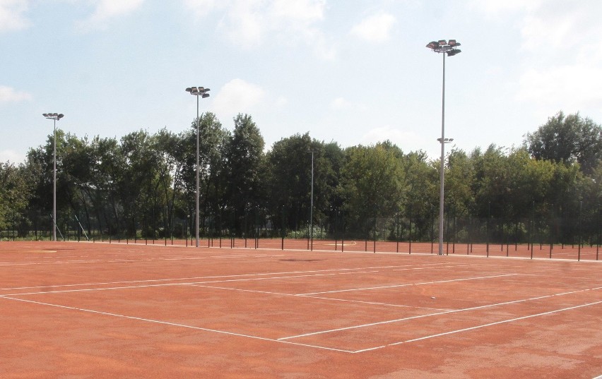 Korty tenisowe w Radomiu. Trwają prace wykończeniowe