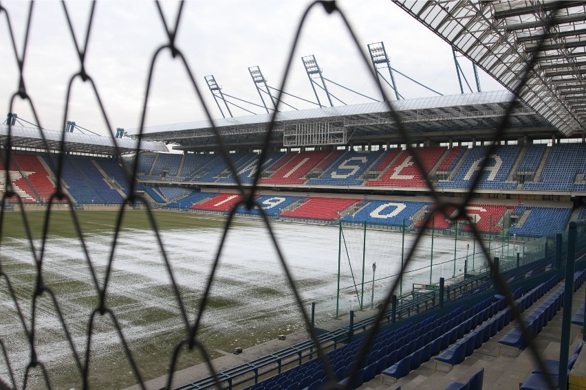 Miasto zapłaci za ochronę stadionu Wisły i wymianę urządzeń...