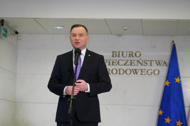 Koronawirsus w Polsce. Kampania prezydencka będzie odwołana? Andrzej Duda: Być może trzeba będzie zrezygnować ze zgromadzeń kampanijnych