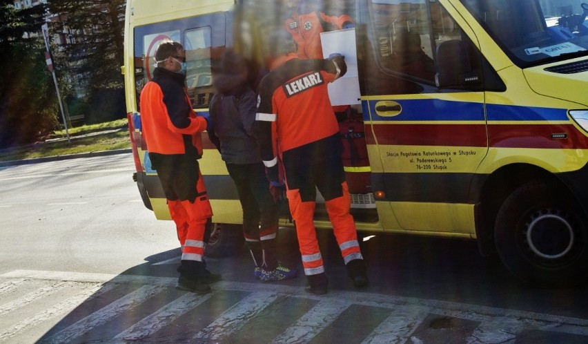 Potrącenie rowerzysty na ulicy Sienkiewicza w Słupsku