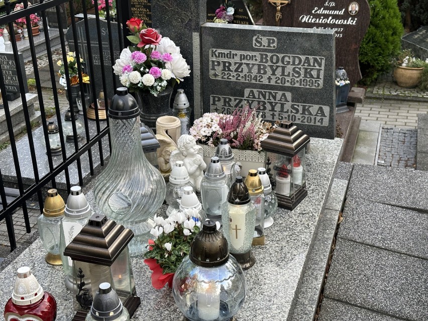 Pogrzeb Anny Przybylskiej był bardzo uroczysty. Dowodem może...