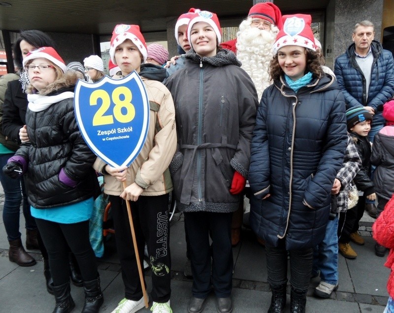 Święty Mikołaj spotkał się z dziećmi z częstochowskich szkół...