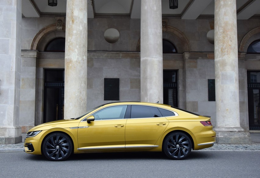 Volkswagen Arteon R-Line 2.0 TDI Bi-Turbo 240 KM 4Motion...