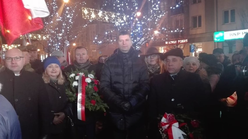 Solidarność i Klub Represjonowanych uczciły 38. rocznicę...