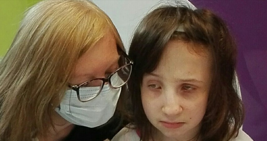 Rodzice 14-letniej  Julii z Sandomierza proszą o wsparcie...