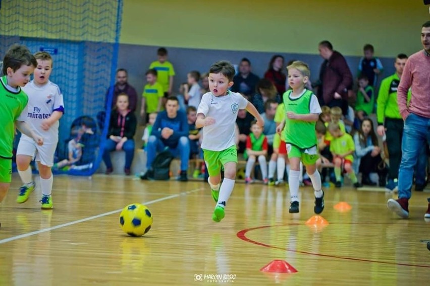 Halowe Turnieje Krośnieńskiej Akademii Piłkarskiej już 11 i 12 lutego!