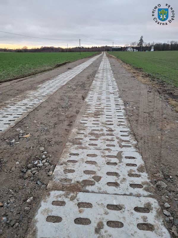 W gminie remontują drogi na potęgę. Mieszkańcy nie ugrzęzną...