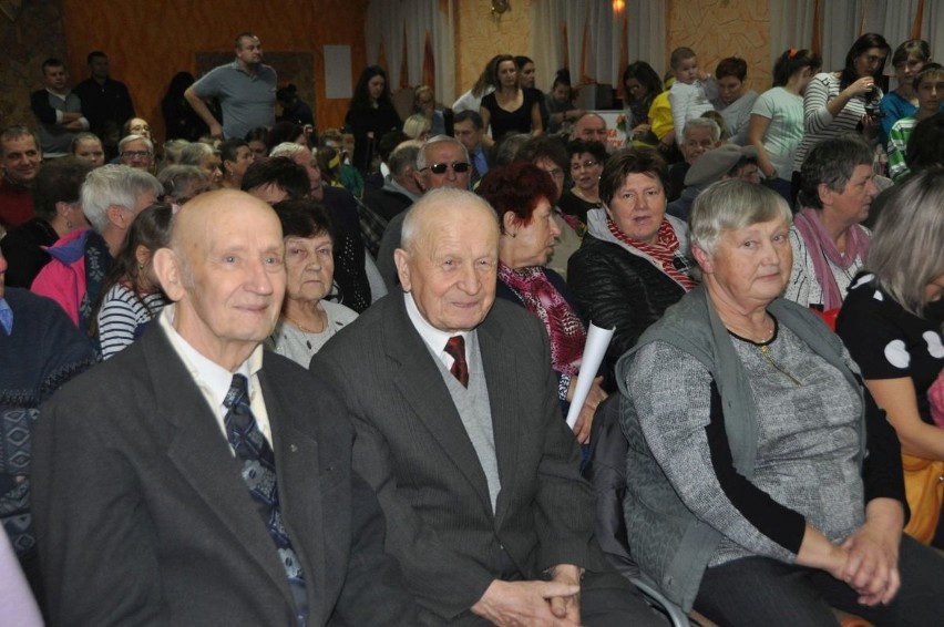 Pierwsze Święto Seniora w Radoszycach. Na widowni były tłumy