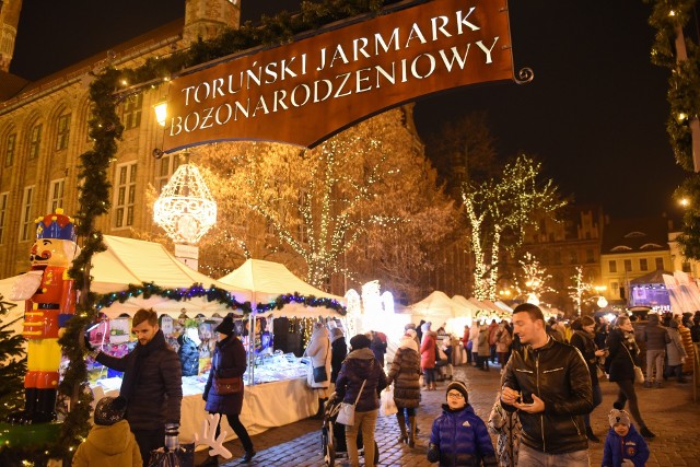 Tak wyglądał ubiegłoroczny Jarmark Bożonarodzeniowy w Toruniu. W tym roku Jarmark trwać będzie od 29 listopada do 22 grudnia