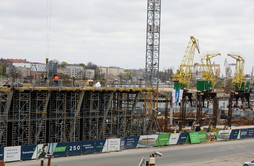 Morskie Centrum Nauki w Szczecinie. Prace postępują mimo utrudnień. Zobacz zdjęcia - 17.04.2020