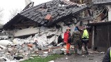 Wybuch gazu w Kobiernicach to tragedia w rodzinie strażaka. Zginęła babcia, a rodzina straciła dom