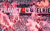 UEFA wzięła na celownik polskie kluby piłkarskie. To oznacza puste kasy i stadiony