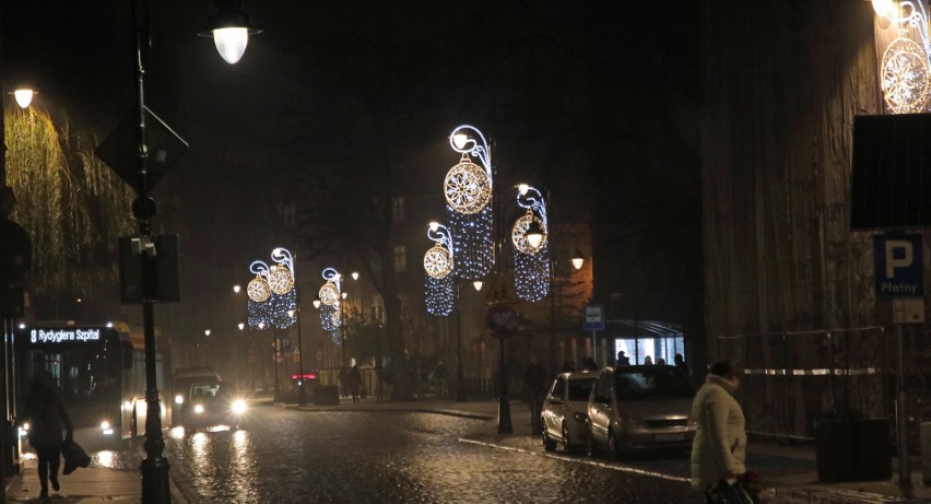 Jest pięknie! Tak wyglądają świąteczne iluminacje i ozdoby w Grudziądzu 2022. Zobacz zdjęcia