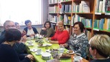 Jak upiec i udekorować pierniki? Tego chętni uczyli się w bibliotece w Czarni