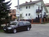 Ulica Wrzosowa: Parkowanie, które przeszkadza innym kierowcom