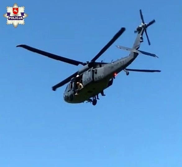 Hrubieszów: Poszukiwania zaginionej 89-latki zakończone. Brał w nich udział policyjny śmigłowiec Black Hawk