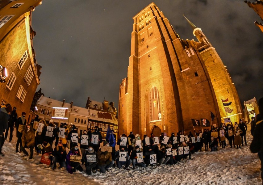 Pikieta przeciwko wyrokowi Trybunału Konstytucyjnego w...