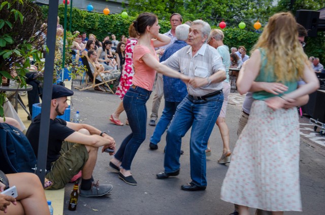 Imprezę zakończy osiedlowa potańcówka.