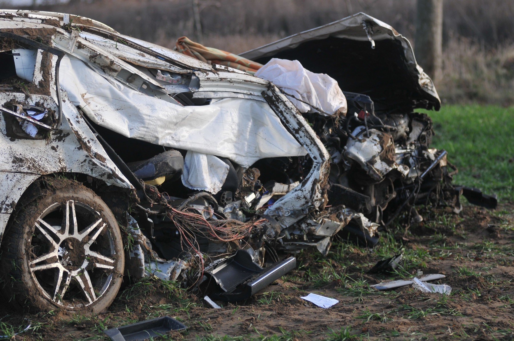 Makabrycznie wyglądający wypadek pod Gorzowem. Mercedes