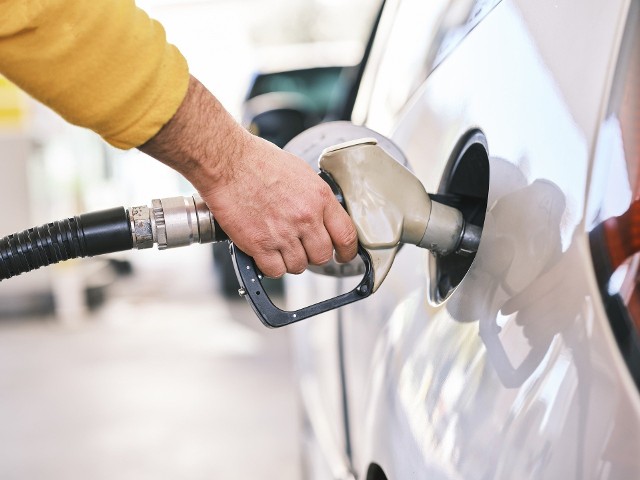 Daniel Obajtek, prezes PKN Orlen, poinformował 14 marca, że zostaną obniżone ceny paliw. 