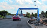 Częstochowa: Nowy most nad Wartą już przejezdny, ale samochodów nie widać