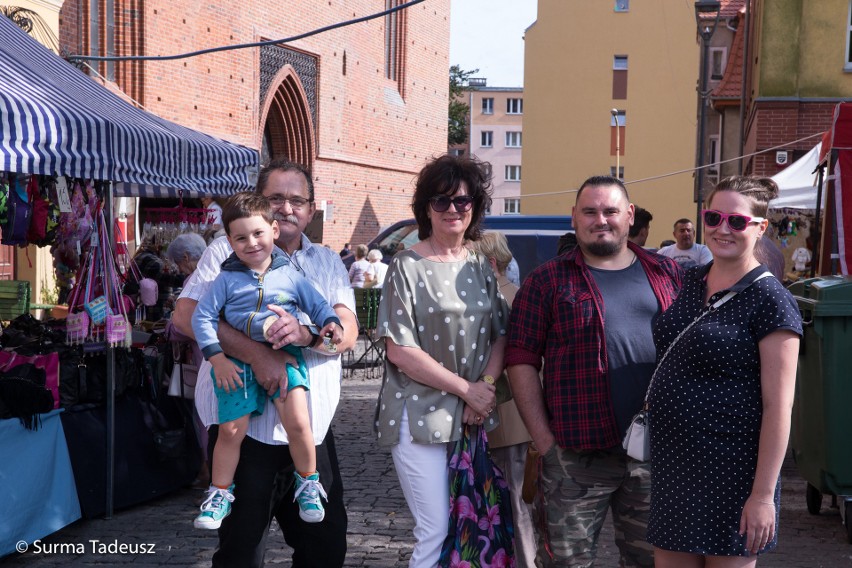 Jarmark odbywał się na Rynku Staromiejskim w Stargardzie.