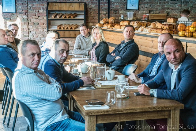 Uczestnicy ostatniej edycji "Śniadania z Akademią". Pierwszy z prawej Dariusz Tubacki, właściciel firmy Sushi Factory