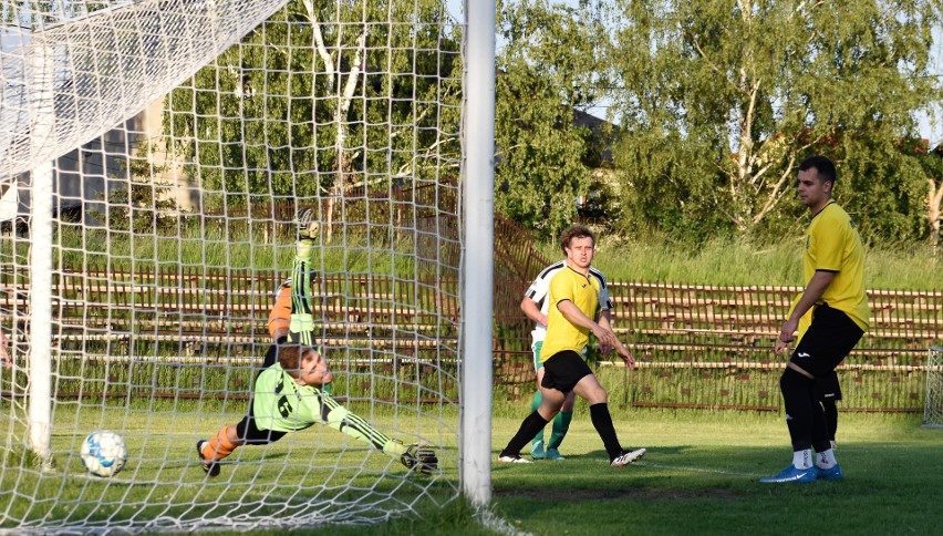 V liga piłkarska, Wadowice (11 czerwca 2022); MKS Libiąż -...