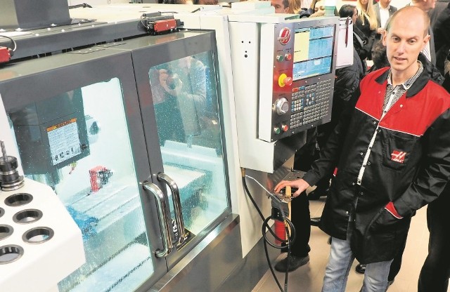 Politechnika Koszalińska zyskała nowoczesną pracownię z urządzeniem wartym 40 tysięcy euro.
