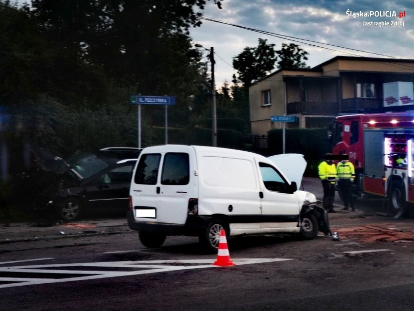 W wypadku w Jastrzębiu ucierpiała 51-latka.