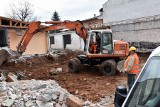 Gorlice. Miało być nowocześnie, będzie bardziej praktycznie. W miejscu MOPS-u - parking [ZDJĘCIA]