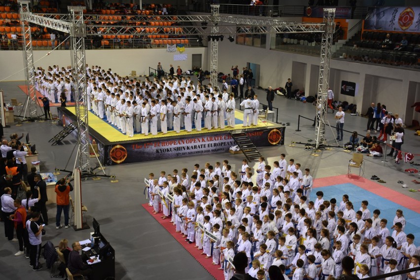 Suckces krośnieńskich karateków na Pucharze Europy w Kyokushin Karate. Z Mołdawii przywieźli złoty i dwa brązowe medale [ZDJĘCIA]