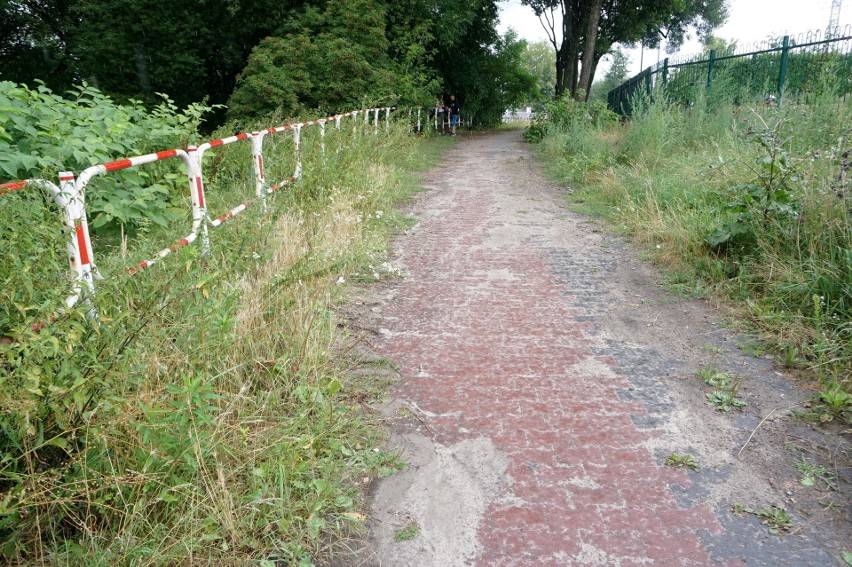 Lubelskie: Przejście pod mostem nad Czerniejówką jest otwarte. Pieszy i rowerzyści napotkają na utrudnienia