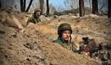 Rosjanie przeprowadzają zmasowane ataki w obwodzie ługańskim. Szef regionu zdradza, kiedy nastąpi kontrofensywa