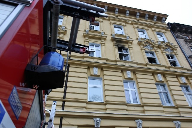 Tragiczny pożar na pl. Matki Teresy z Kalkuty w Szczecinie