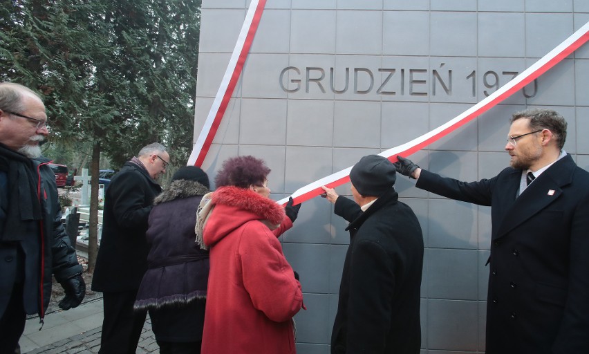 Odsłonięcie nowego pomnika ku czci ofiar Rewolty Grudniowej w Szczecinie