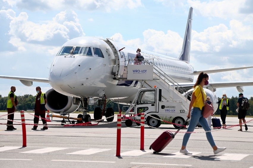 Do Budapesztu polecimy samolotem Bombardier Q400.