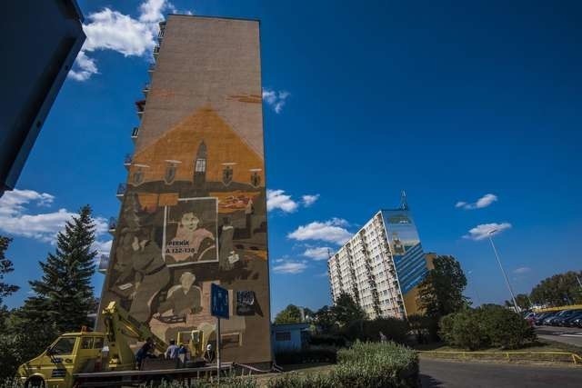 Mural powstaje na 25-lecia Fundacji gen. Elżbiety Zawackiej przy wsparciu  Muzeum Historii Polski