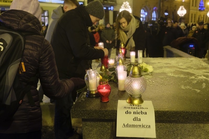 Po śmierci prezydenta Gdańska Pawła Adamowicza w wielu...