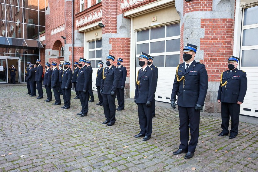 Szczecin. Dodatkowe wsparcie dla strażaków ochotników na zakup nowego sprzętu. ZDJĘCIA i WIDEO