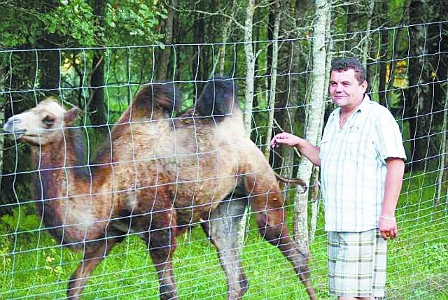 Mirosław Rudziewicz miał 39 lat. Prowadził z rodziną między innymi bezkrwawe safari.