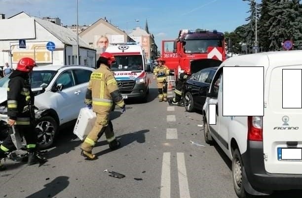 Do zderzenia trzech samochodów doszło we wtorek popołudniu...