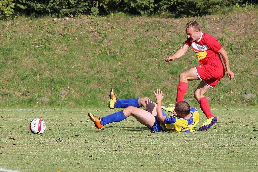 III liga: Zawisza Rzgów - Mechanik Radomsko 2:1 [ZDJĘCIA]