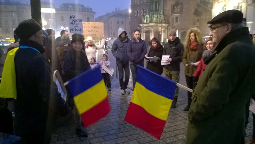 Podczas sobotniego protestu Rumunów na Rynku Głównym