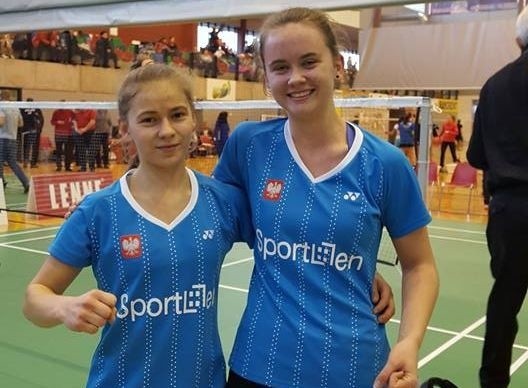 Wiktoria Dąbczyńska (z lewej) z Aleksandrą Goszczyńską świętowały kolejny sukces - złoty medal mistrzostw Estonii.