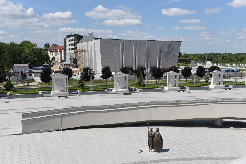 Prace budowlane rozpoczęły się dwa lata temu. Planowano...