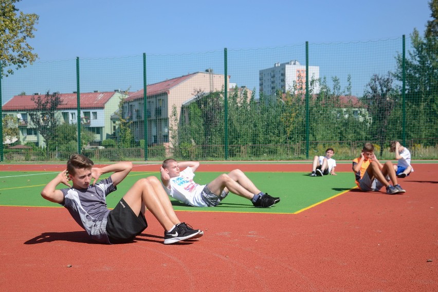 Uczniowie mogą ćwiczyć na nowych boiskach