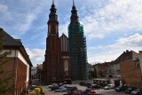 Trwa remont wieży południowej katedry opolskiej. To walka z czasem. Prace mają zakończyć się do końca bieżącego roku
